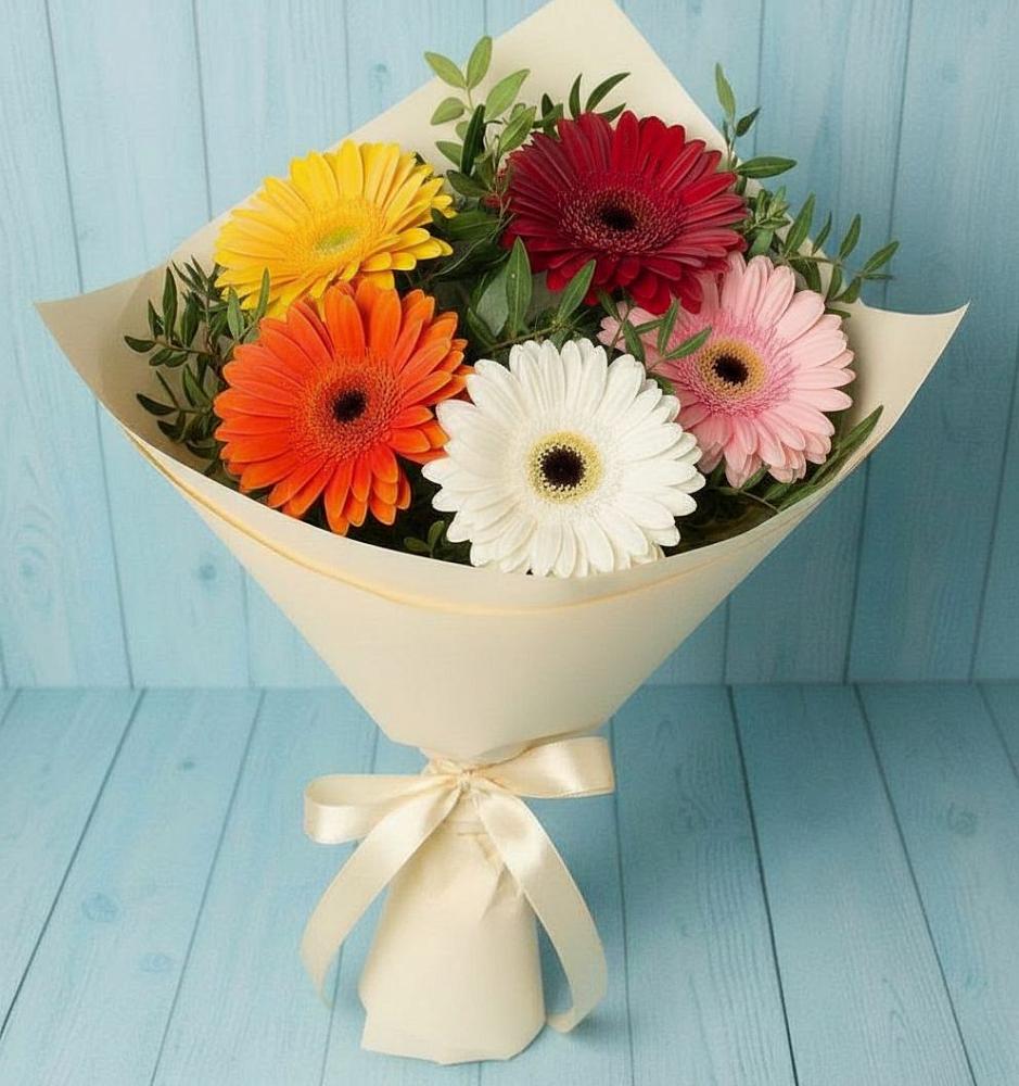 Букет цветов из: Герберы в Пласте
