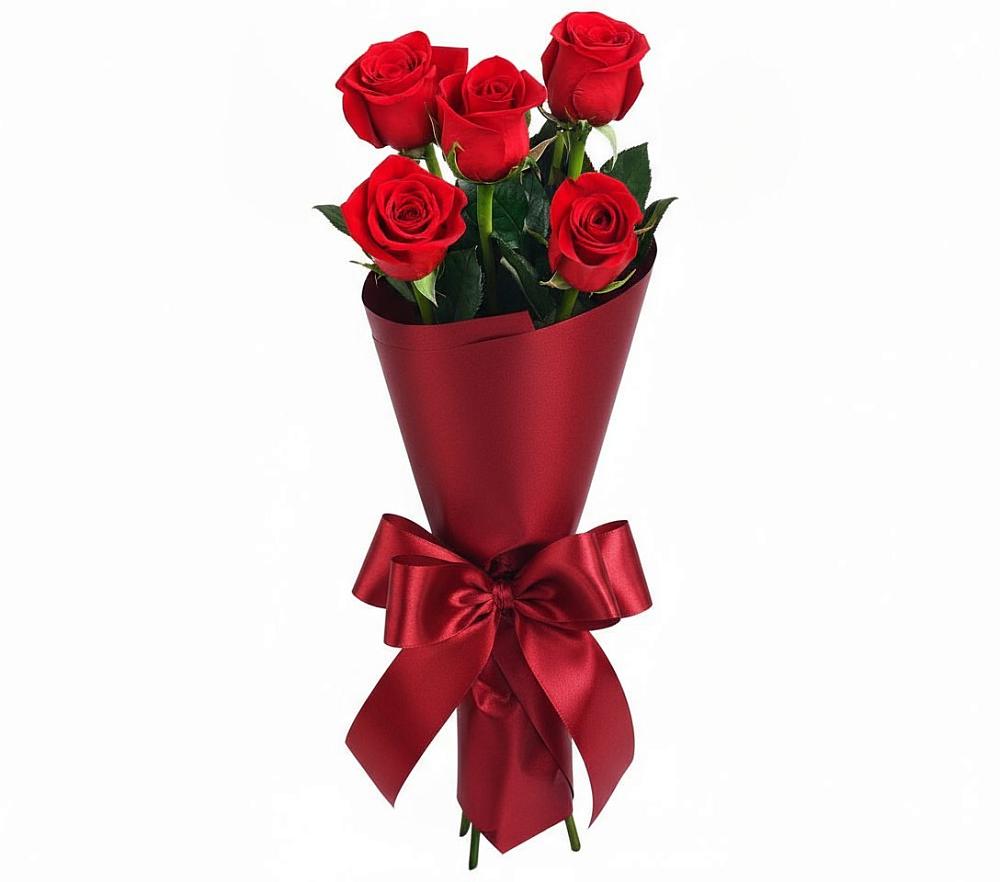 Букет 5 Красных роз Эдлесс Лав в Пласте