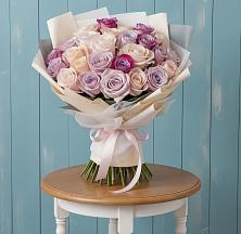 Букет цветов из:  Розы в Пласте