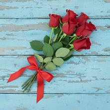 Букет Красные розы в Пласте