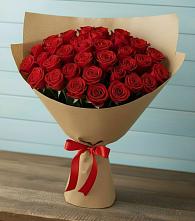 Букет Красные розы Милано в Пласте