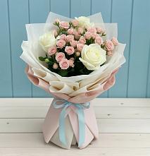 Букет цветов из:  Розы #REPLACE_PRED# Пласте