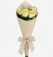 Букет цветов из:  Розы в Пласте