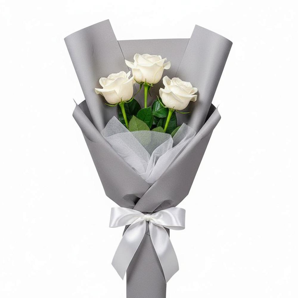 Букет 3 белые розы в Пласте