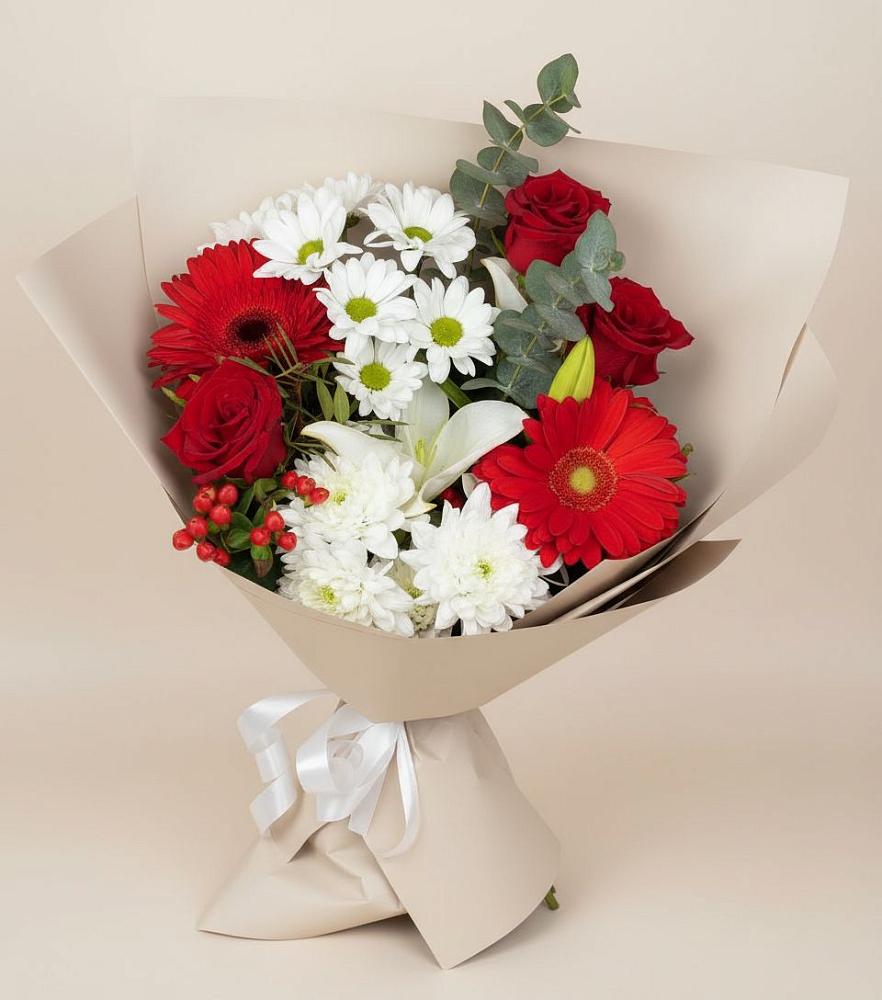 Букет цветов из: Розы, Хризантемы, Герберы и Лилии в Пласте