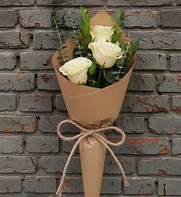 Букет цветов из:  Розы в Пласте