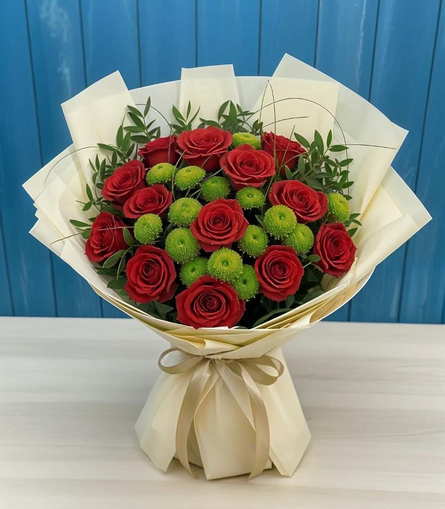 Букет цветов из: Розы и Хризантемы в Пласте