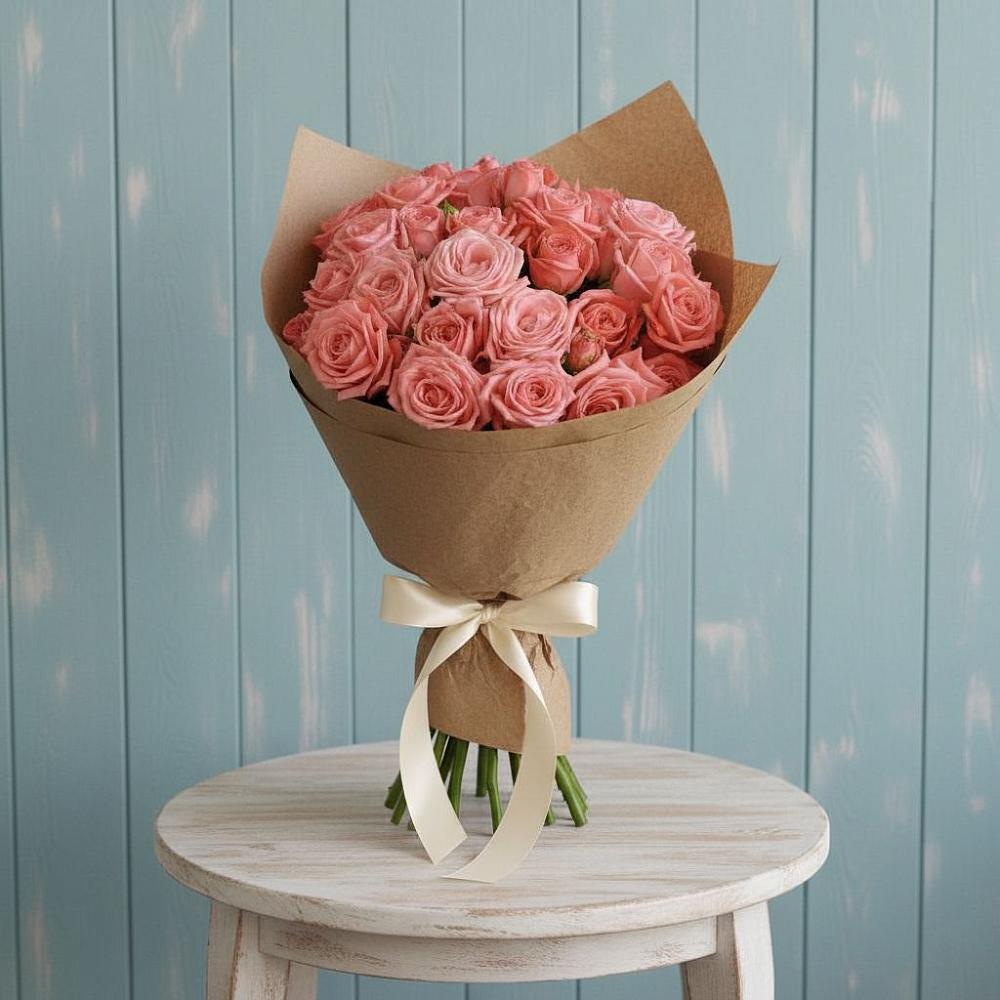 Букет цветов из: Розы в Пласте