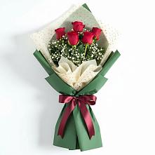 Букет цветов из:  Розы в Пласте